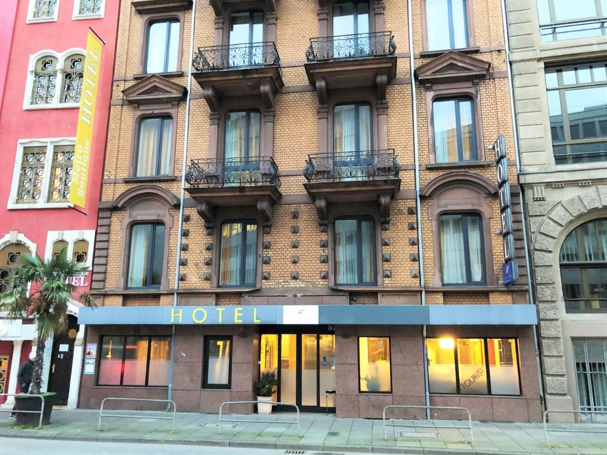 FrankAir Star Hotel Frankfurt City Frankfurt am Main Buitenkant foto